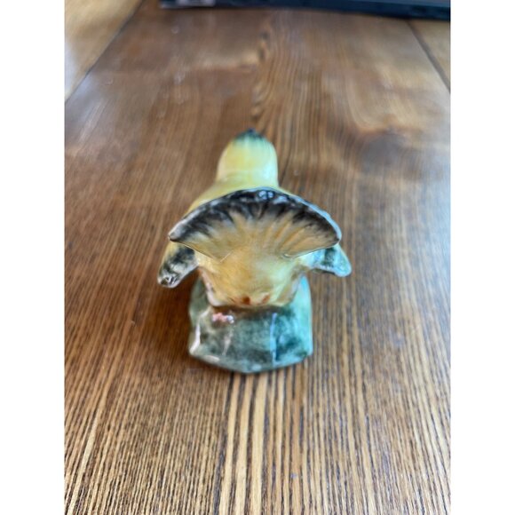 Vintage Stangl Pottery Yellow Bird Figurine #3592 Hand Painted Ceramic - Picture 4 of 7